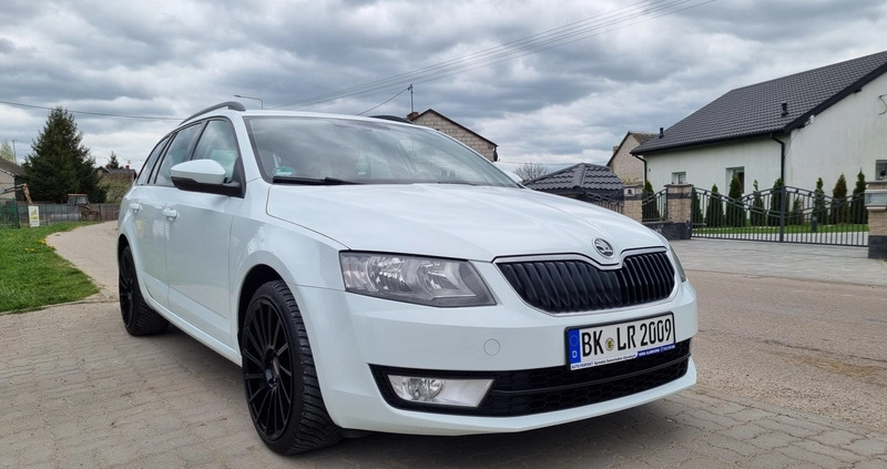 Skoda Octavia cena 31900 przebieg: 275000, rok produkcji 2015 z Zator małe 562